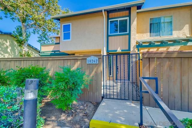 10262 Michala, Santee CA: https://media.crmls.org/mediaz/f03bcf5a-d442-4f1d-8cb5-3ae3c9e1ee37.jpg