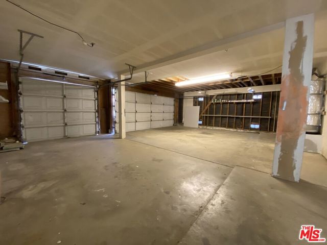 4833 Astuto Drive, Palmdale CA: https://media.crmls.org/mediaz/f03c0a3d-9d6f-4d9b-b8c5-278fe4a7ed44.jpg