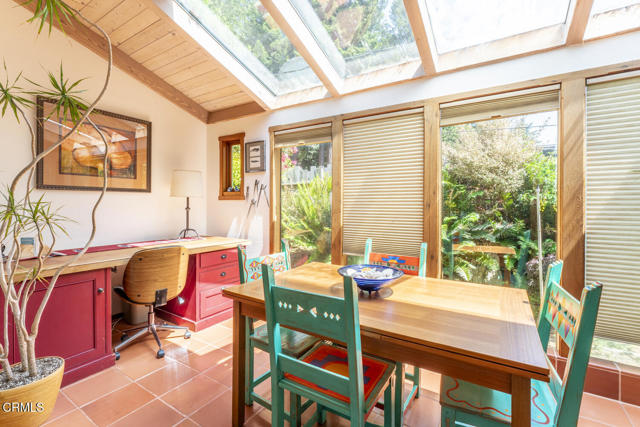 32450 32450 Simpson Lane, Fort Bragg CA: https://media.crmls.org/mediaz/f03c3207-4178-4e4b-8cc0-220b7f61ffd6.jpg