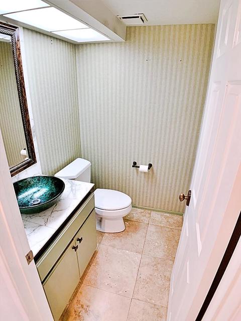 49035 Serenata Court, La Quinta CA: https://media.crmls.org/mediaz/f03c7203-7c6c-46f0-9308-7991fdd8e34b.jpg