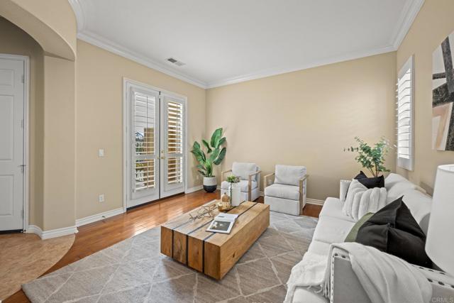 Detail Gallery Image 5 of 42 For 1452 S Creekside Dr, Chula Vista,  CA 91915 - 3 Beds | 2/1 Baths