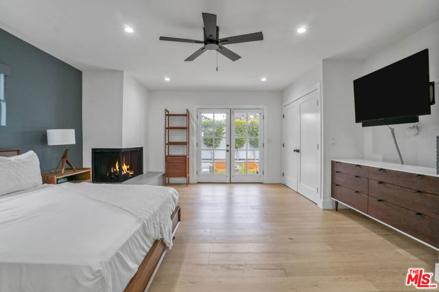 7868 Naylor Avenue, Los Angeles CA: https://media.crmls.org/mediaz/f03d3313-9d8b-4c3d-b41e-cb38ebae43bb.jpg