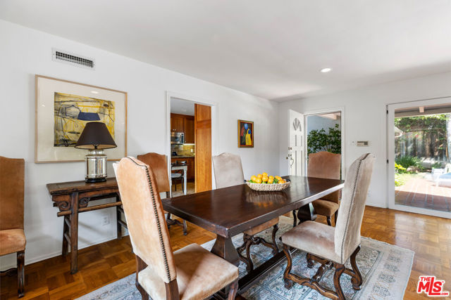926 Bienveneda Avenue photo 4