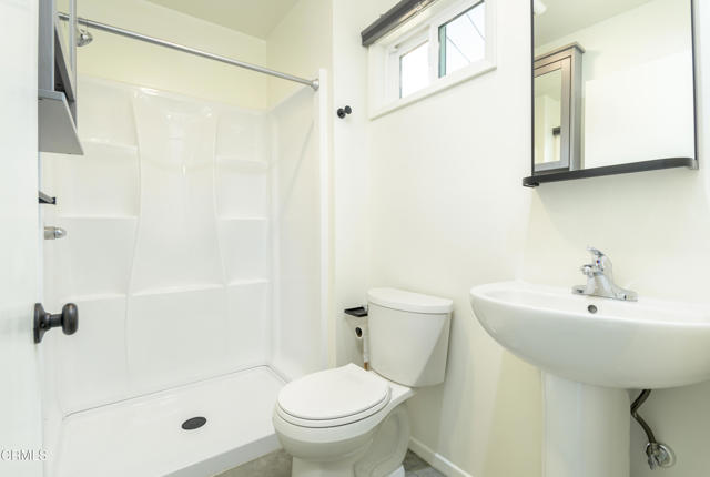 Detail Gallery Image 8 of 12 For 1221 a Fernside Dr, La Canada Flintridge,  CA 91011 - 0 Beds | 1 Baths