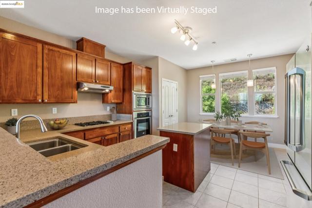 6443 Blue Rock Ct., Oakland CA: https://media.crmls.org/mediaz/f03df181-55bd-43e1-84f8-8d078c4a7b2a.jpg