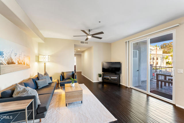 Detail Gallery Image 16 of 32 For 436 Poli St #404,  Ventura,  CA 93001 - 2 Beds | 2 Baths