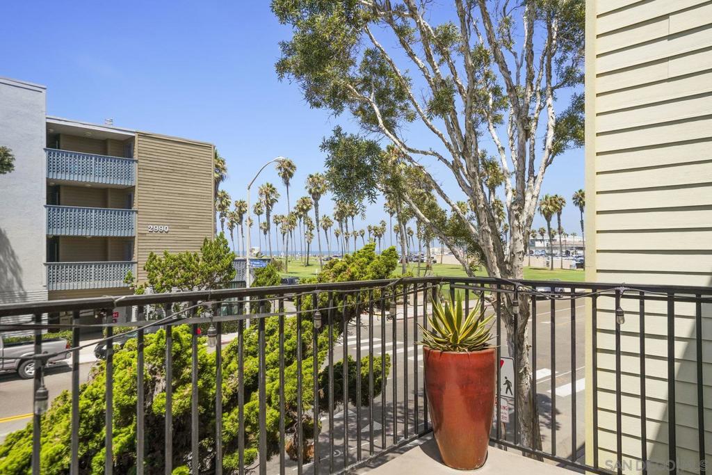 2999 Mission Blvd #201