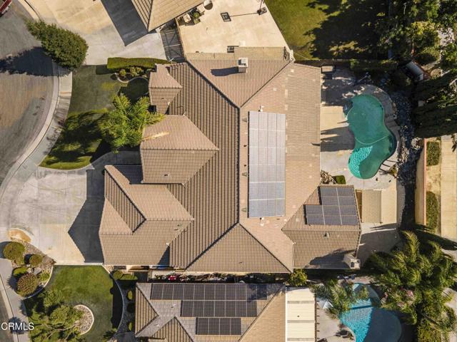11224 Bright Water Way, Bakersfield CA: https://media.crmls.org/mediaz/f04019ce-532f-4e8a-a2ba-8991d10c29df.jpg