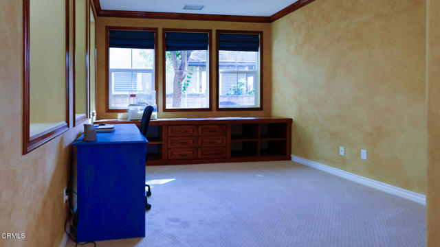 Detail Gallery Image 6 of 35 For 650 Charleston Pl, Ventura,  CA 93004 - 4 Beds | 3 Baths