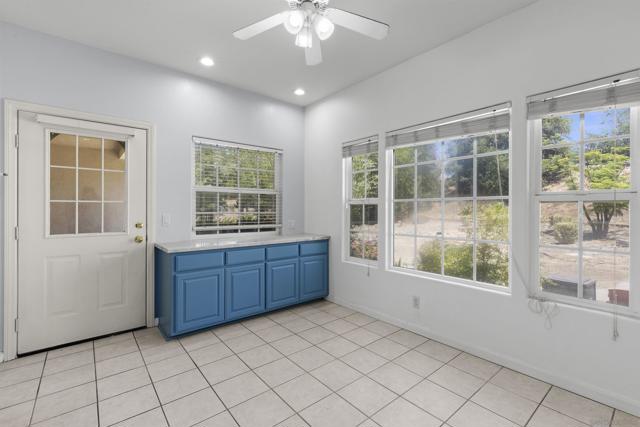 24849 Pappas Rd, Ramona CA: https://media.crmls.org/mediaz/f0406579-99e1-4667-8152-31955a9abf35.jpg