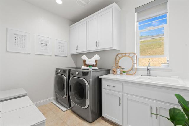 4190 Oak Knoll Drive, Dublin CA: https://media.crmls.org/mediaz/f0420a77-d4fa-4aed-8898-f66d969c8f27.jpg