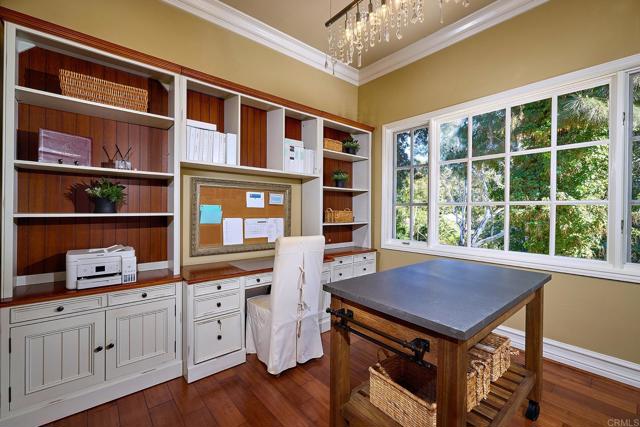 Detail Gallery Image 10 of 33 For 17487 Calle Mayor, Rancho Santa Fe,  CA 92067 - 6 Beds | 5/1 Baths