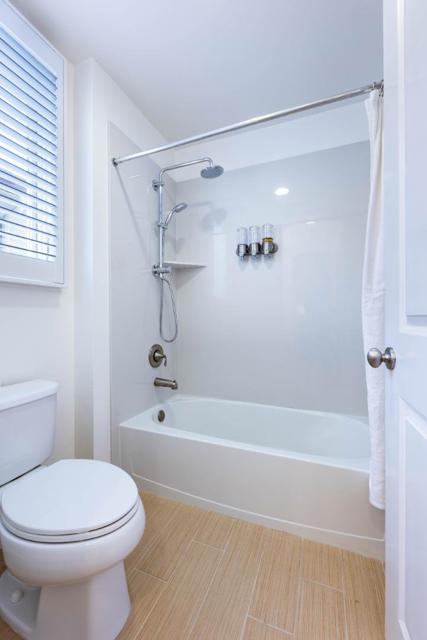 3503 Alma Village Circle, Palo Alto CA: https://media.crmls.org/mediaz/f04367e7-90c5-49db-b9e3-7fd8903cbd51.jpg