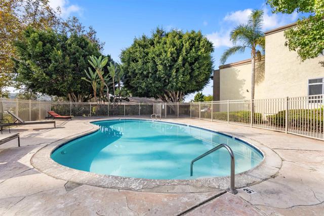 Detail Gallery Image 24 of 25 For 432 Edgehill Ln #74,  Oceanside,  CA 92054 - 1 Beds | 1 Baths