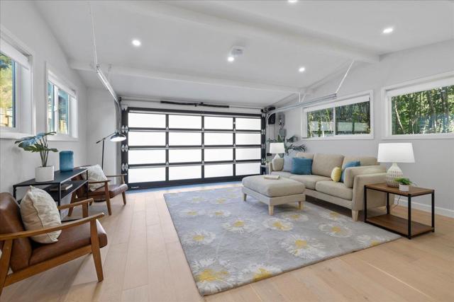 45 Shelford Avenue, San Carlos CA: https://media.crmls.org/mediaz/f043fd2a-fdd7-4a76-b1f2-547b67988b21.jpg