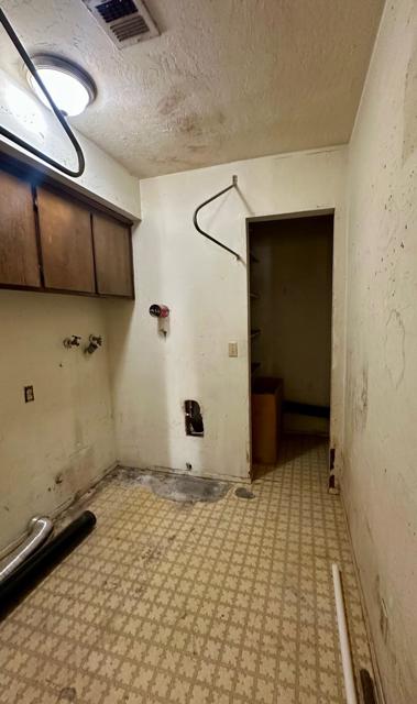 34525 Judy Lane, Cathedral City CA: https://media.crmls.org/mediaz/f0443f92-5427-46af-bc6d-d5cda1a45b38.jpg