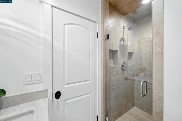 3363 Springhill Rd, Lafayette CA: https://media.crmls.org/mediaz/f0448bb2-dd95-4de1-943f-b2236cebfc65.jpg