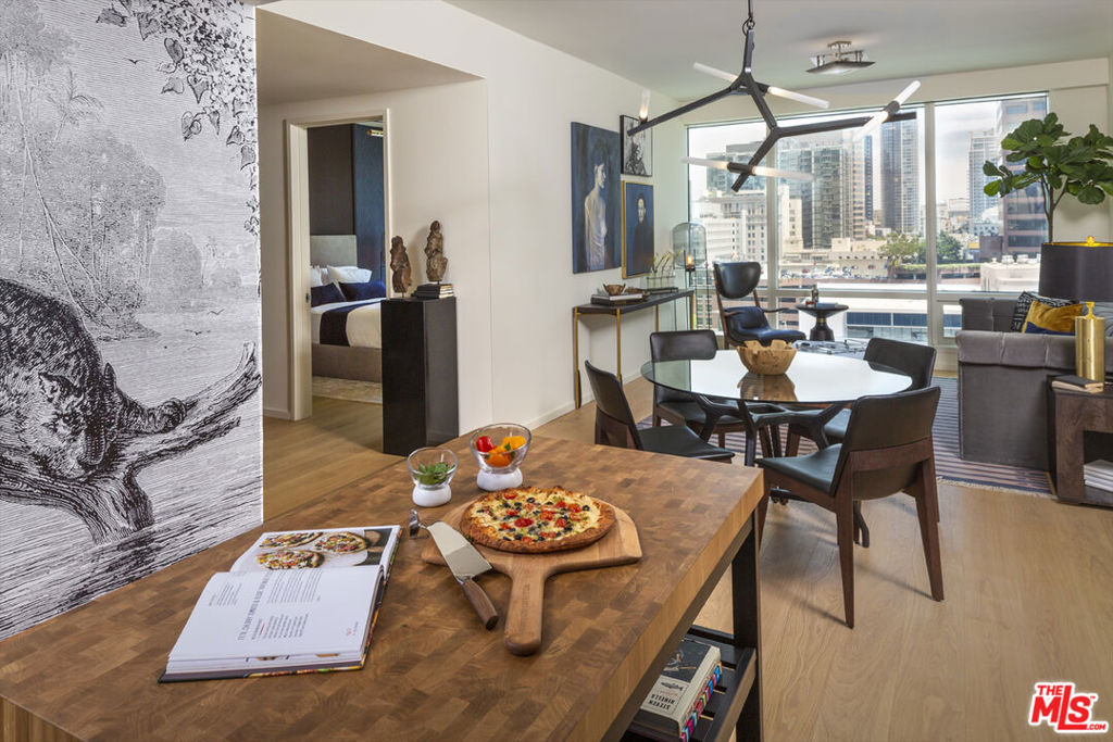 877 Francisco Street 2307, Los Angeles, CA 90017