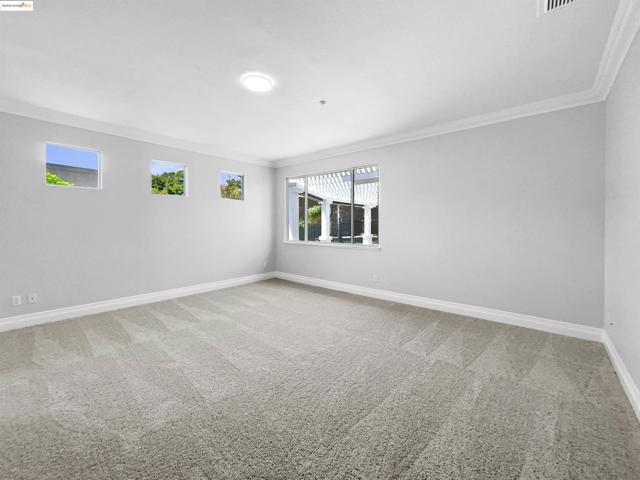 1127 Santa Margherita Way, Brentwood CA: https://media.crmls.org/mediaz/f04581c9-4508-47d0-8f83-ba031729ca61.jpg