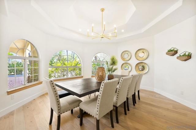 17601 Valle Verde, Poway CA: https://media.crmls.org/mediaz/f045fe42-cb48-4336-97a7-dacc777038b5.jpg