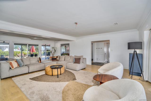 Image 9 of 73 For 9226 Briercrest Dr