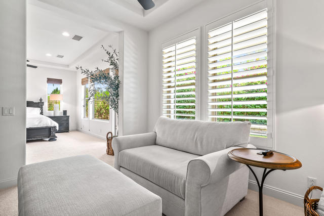 76158 Via Montelena, Indian Wells CA: https://media.crmls.org/mediaz/f0469e16-1a21-4b0a-8b58-74220030884a.jpg