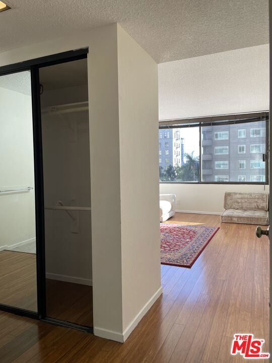 600 W 9th Street, Los Angeles CA: https://media.crmls.org/mediaz/f046e014-b0cc-4fe0-b290-ab5f7a1daabf.jpg