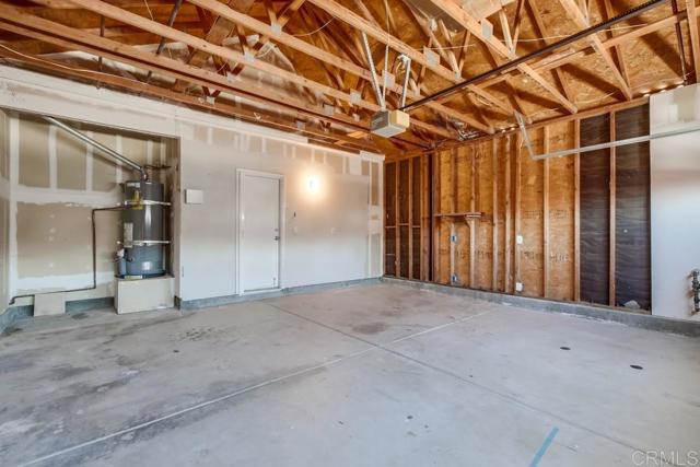 1238 Avenida Amistad, San Marcos CA: https://media.crmls.org/mediaz/f047fe9d-db72-489d-a436-c21f93408cff.jpg
