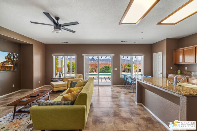 1238 Vista Sol, Palm Springs CA: https://media.crmls.org/mediaz/f04815f1-1e60-4cfc-9de4-a4f8315e1bb9.jpg