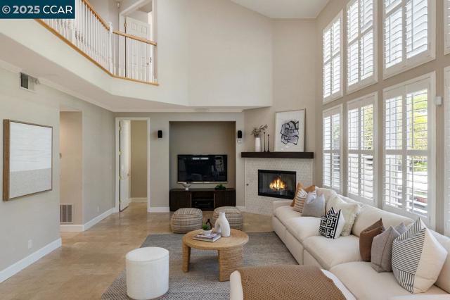 9662 Velvet Leaf Cir, San Ramon CA: https://media.crmls.org/mediaz/f04893a9-cf3c-4240-a7a0-d69aadb00787.jpg