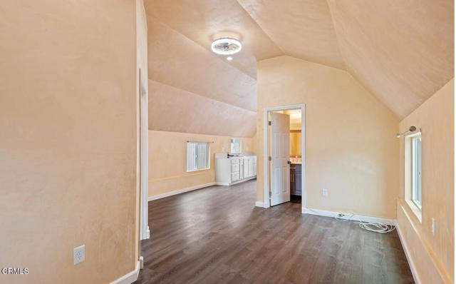 Detail Gallery Image 4 of 12 For 831 Blaine Ave, Fillmore,  CA 93015 - 2 Beds | 1 Baths