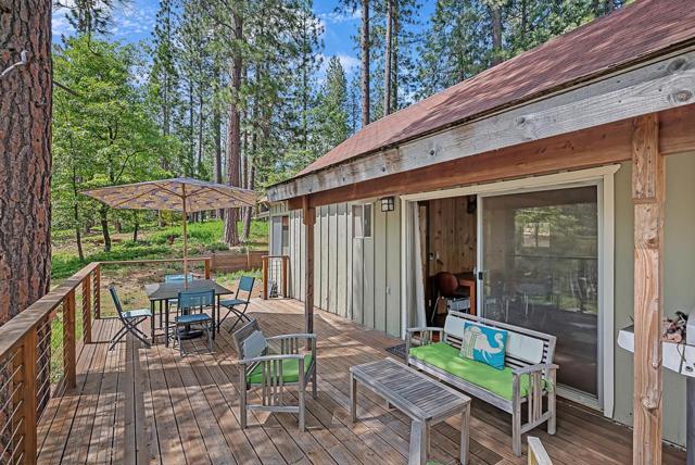 1753 Lightning Lane, Arnold CA: https://media.crmls.org/mediaz/f0499422-5cfa-4a63-9fe8-19fc62b7a1bc.jpg