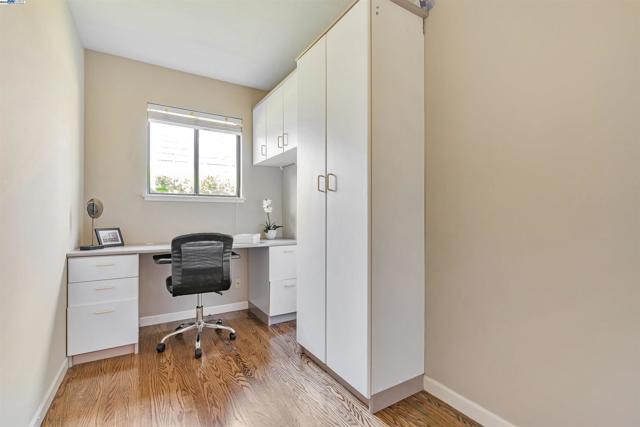 158 Golden Ridge Rd, Alamo CA: https://media.crmls.org/mediaz/f0499954-b61a-4a66-b435-f7575398329c.jpg