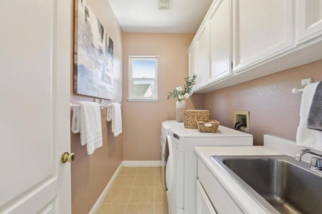 2696 SEQUOIA CREEK Drive, San Jose CA: https://media.crmls.org/mediaz/f049c66f-155e-409e-8950-a6318a0e6703.jpg