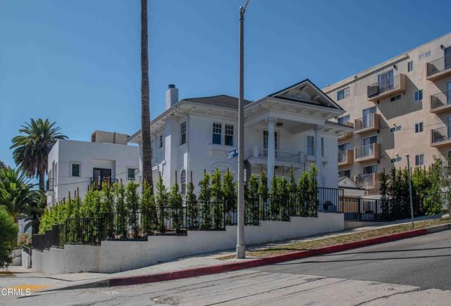 Detail Gallery Image 49 of 51 For 1905 Grace Ave, Los Angeles,  CA 90068 - 4 Beds | 2/1 Baths