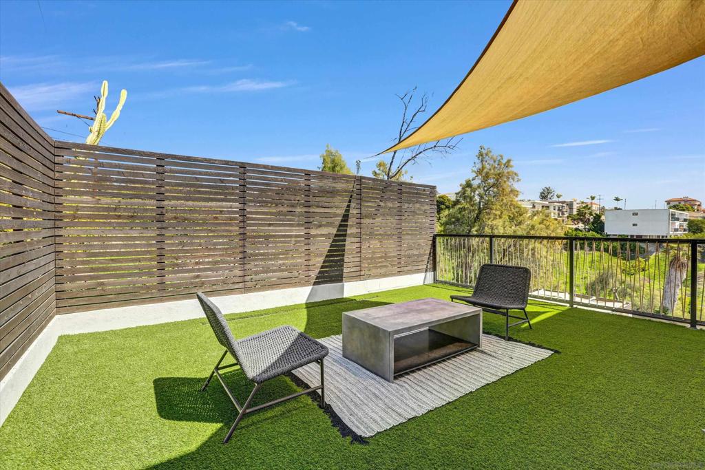 MLS #250022021SD img 5