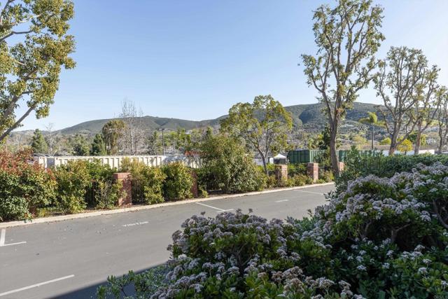 Detail Gallery Image 24 of 53 For 1560 Circa Del Lago #D104,  San Marcos,  CA 92078 - 2 Beds | 2 Baths