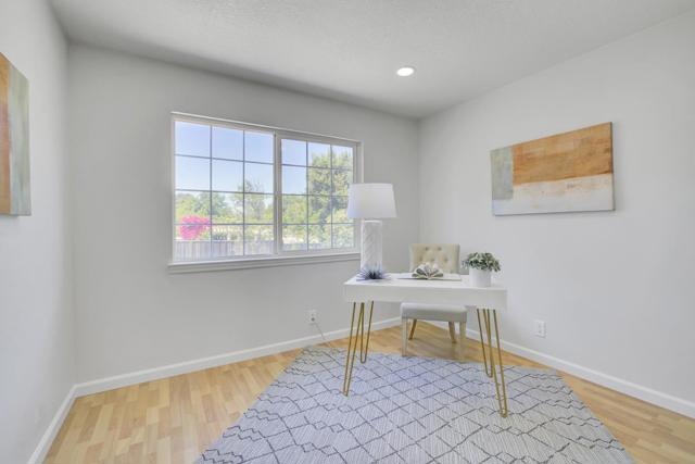 3517 Dahill Court, San Jose CA: https://media.crmls.org/mediaz/f04b7920-fd7c-478a-9107-174101fcc7b7.jpg