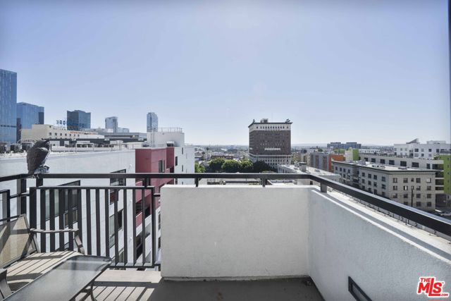 1234 Wilshire Boulevard, Los Angeles CA: https://media.crmls.org/mediaz/f04c48bf-05c9-4880-b523-09d644c2184e.jpg