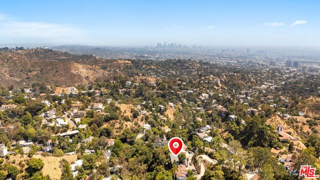 3162 Durand Drive, Los Angeles CA: https://media.crmls.org/mediaz/f04c7af1-771d-4e7e-8bde-10fd2622d292.jpg