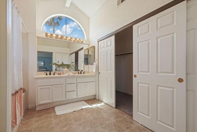 2610 Meadow Brook Lane, Tracy CA: https://media.crmls.org/mediaz/f04d5a23-1ee1-4361-9a0b-c54a12e2cb06.jpg