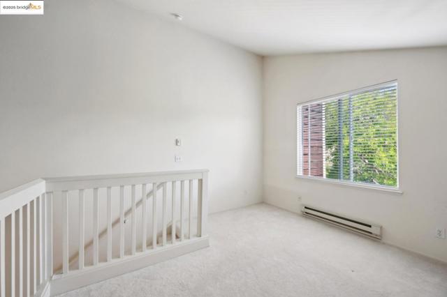 92 Marina Lakes DR, Richmond CA: https://media.crmls.org/mediaz/f04e7976-9f85-4e18-bd1b-44f9e3605482.jpg