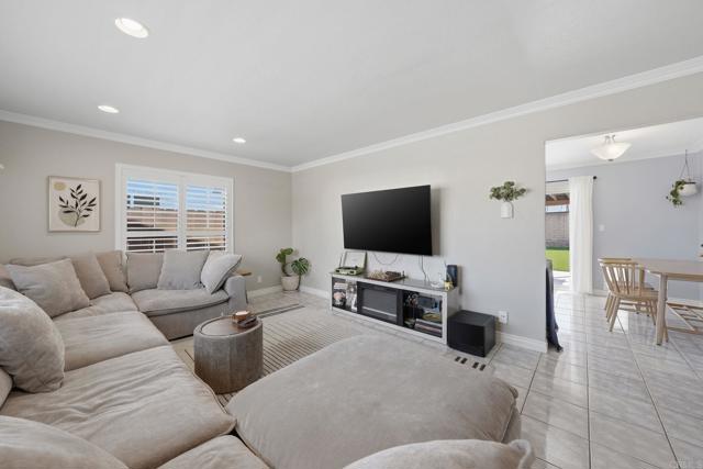 Detail Gallery Image 16 of 43 For 11397 Polaris Dr, San Diego,  CA 92126 - 2 Beds | 2 Baths