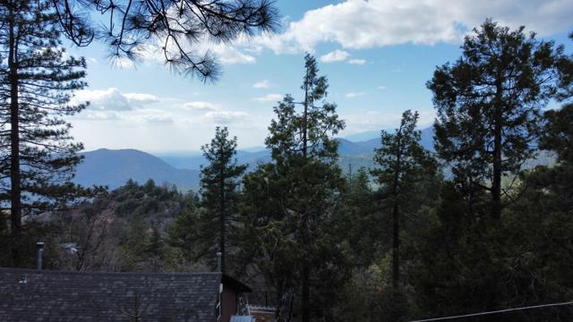 0 Green Craig, Idyllwild CA: https://media.crmls.org/mediaz/f04fdc82-cdc7-49ba-bdc0-424b6f344989.jpg