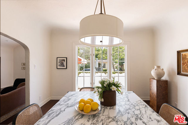 8009 Clinton Street, Los Angeles CA: https://media.crmls.org/mediaz/f0508881-0a98-46f5-9298-7d165d509532.jpg