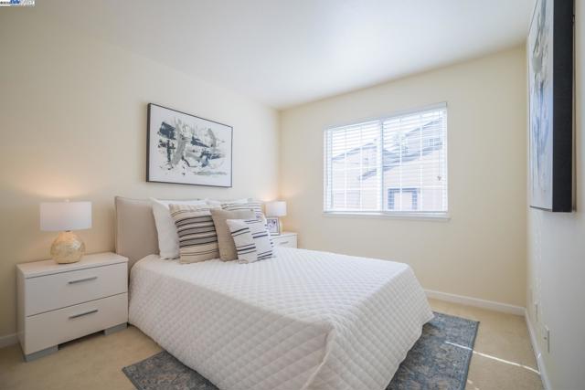 42001 Via San Gabriel, Fremont CA: https://media.crmls.org/mediaz/f050ae62-4495-43bf-801f-848b00167770.jpg