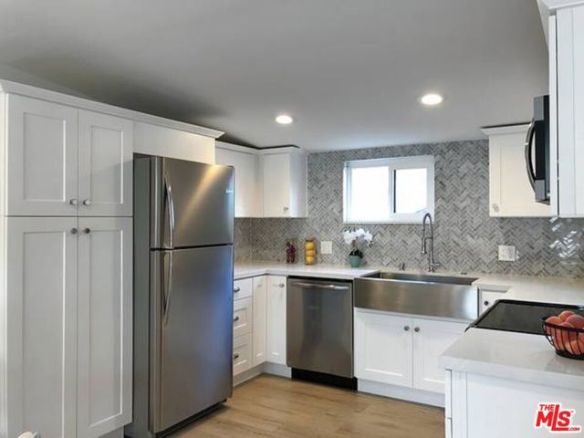 2211 GRIFFITH PARK, Los Angeles CA: https://media.crmls.org/mediaz/f050c8d6-4e7b-4d9f-92ff-5bf1eeecc8ed.jpg