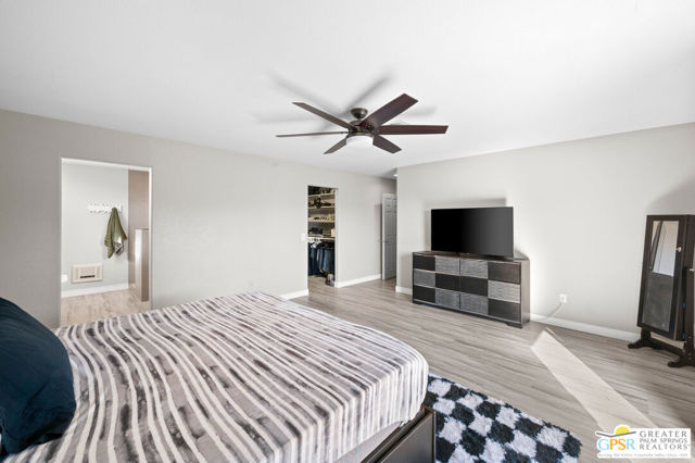 28220 Horizon Road, Cathedral City CA: https://media.crmls.org/mediaz/f050fa78-c4d9-4363-92ca-f2f9f95d1905.jpg