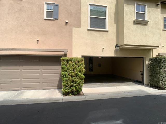 2668 Escala Circle, San Diego CA: https://media.crmls.org/mediaz/f05162e9-11a3-4303-9330-5b46854bb7dd.jpg