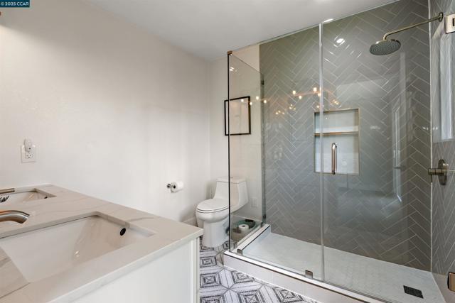 225 Babette Ct, Pleasant Hill CA: https://media.crmls.org/mediaz/f051acd4-e68d-4dba-b12e-40239b5cc03b.jpg